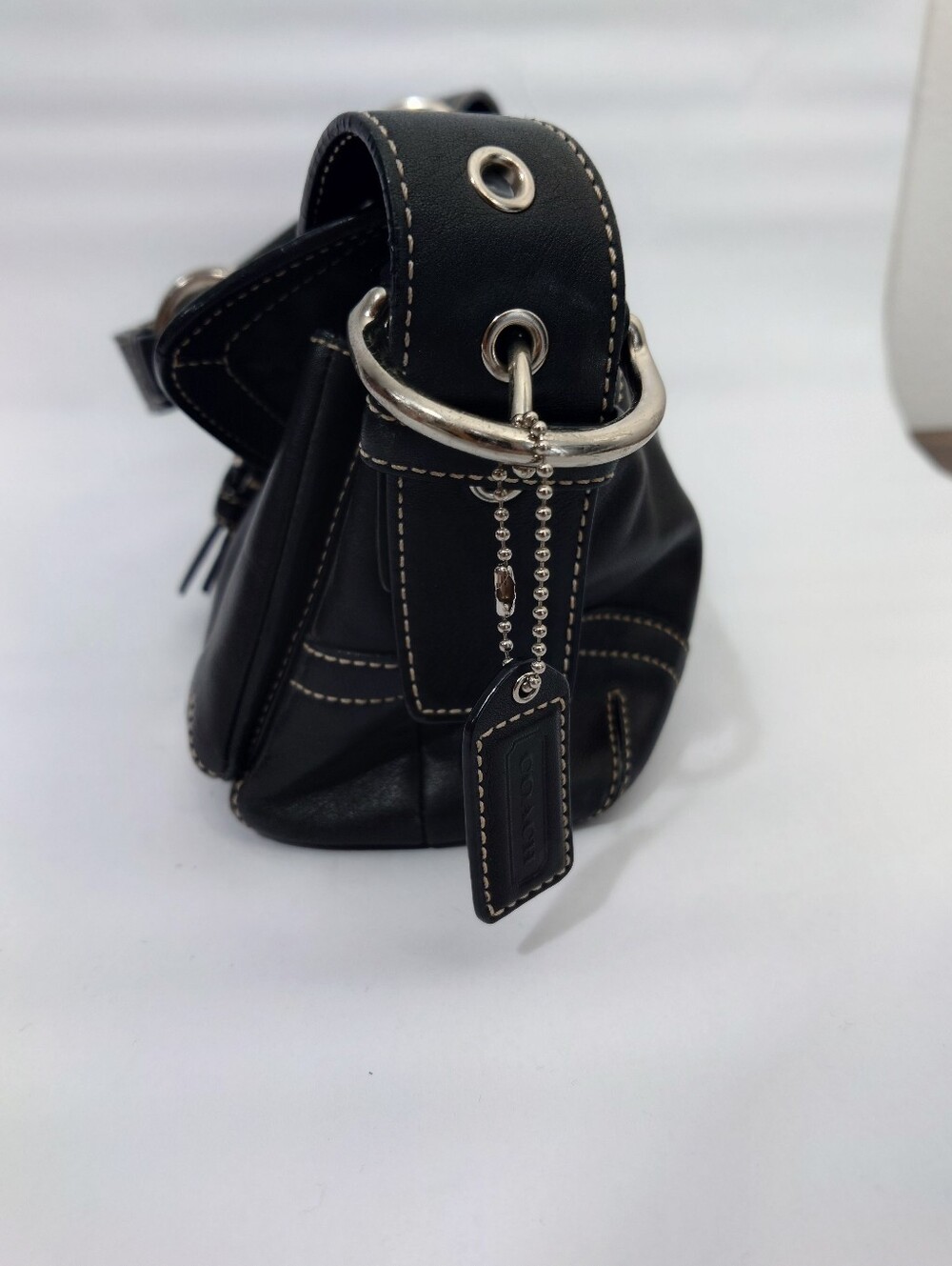 Vintage Y2K Coach Soho 3653 Black Leather Buckle Shoulder Bag - Picture 4 of 8